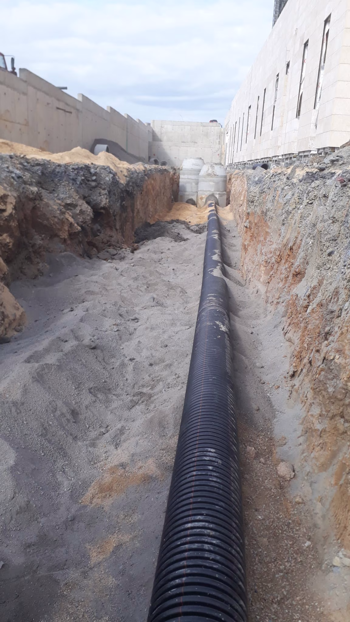 Silivri bölgesinde profesyonel ekipmanlarımız iş başında
